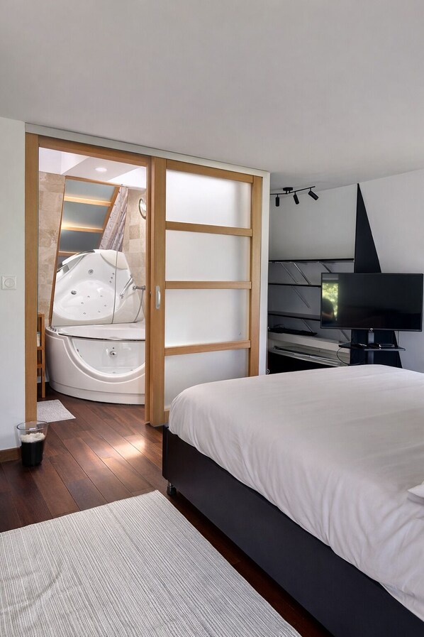3 Schlafzimmer, Bügeleisen/Bügelbrett, Internetzugang, Bettwäsche