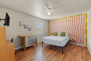 1 Schlafzimmer, Bügeleisen/Bügelbrett, Bettwäsche