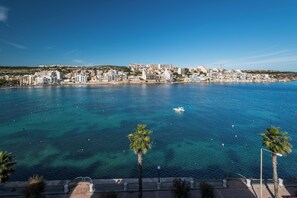 아파트, 침실 2개, 테라스, 시내 전망 | 외관