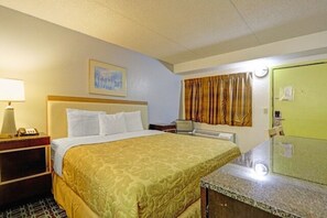 Bügeleisen/Bügelbrett, kostenloses WLAN, Bettwäsche