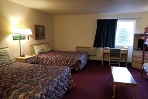 Bügeleisen/Bügelbrett, kostenloses WLAN, Bettwäsche