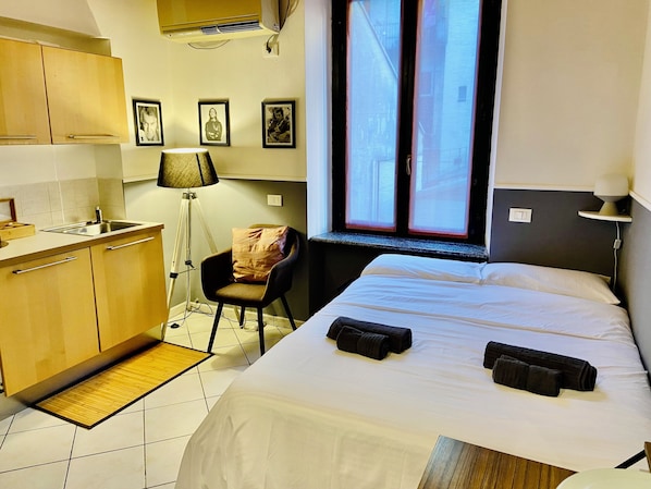 مكواة/لوح كي وواي فاي وملاءات أسرّة