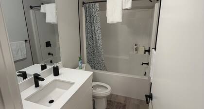 BETA-SIGNATURE Air and B,20 Min from Edmonton International Airport.