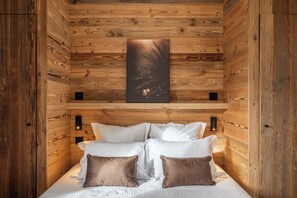 3 dormitorios, tabla de planchar con plancha, Internet y ropa de cama