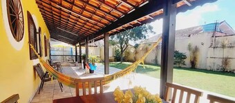 Casa Ampla em Itanhaem Com Piscina a 900m da Praia