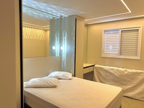 Classic Apartment, 2 Bedrooms, Air conditioning - Apto Novo - Conforto a 5 min da Prai (Praia Grande)