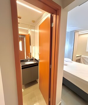 Basic Apartment - Apto Novo - Conforto a 5 min da Praia (Praia Grande)