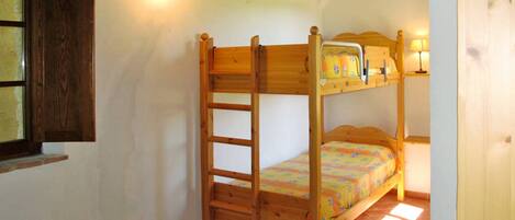 Apartment, 3 Bedrooms, Garden View