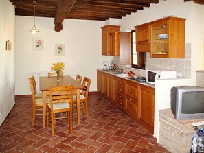 Apartment, 3 Schlafzimmer, Gartenblick | Esszimmer