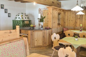 Dining - Bauernhof Krahlehen - B&B - Apartments (Filzmoos)