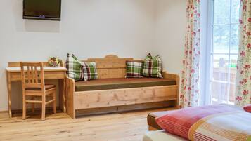 Classic Apartment, 1 Bedroom, Balcony, Mountain View | Free WiFi