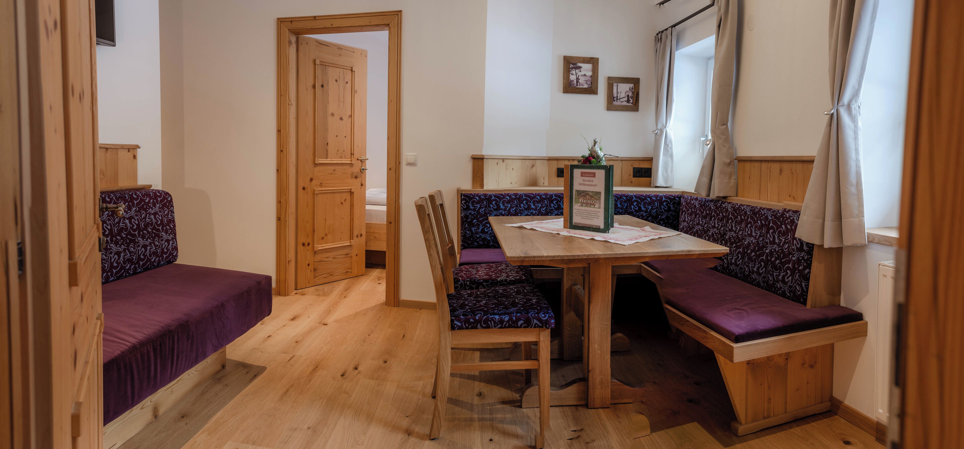 Family Apartment, 2 Bedrooms, Balcony, Mountain View | In-room dining