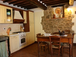 Villa, 3 Bedrooms, Private Pool, Garden View | Interior - Charming Countryside Villa With Pool (Civitella in Val di Chiana)