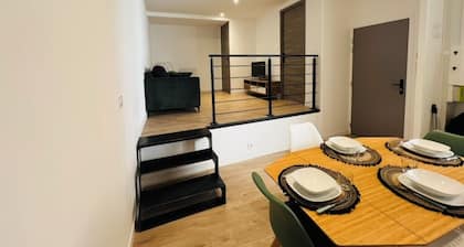 CITY LOFT VALENCE HYPER CENTER