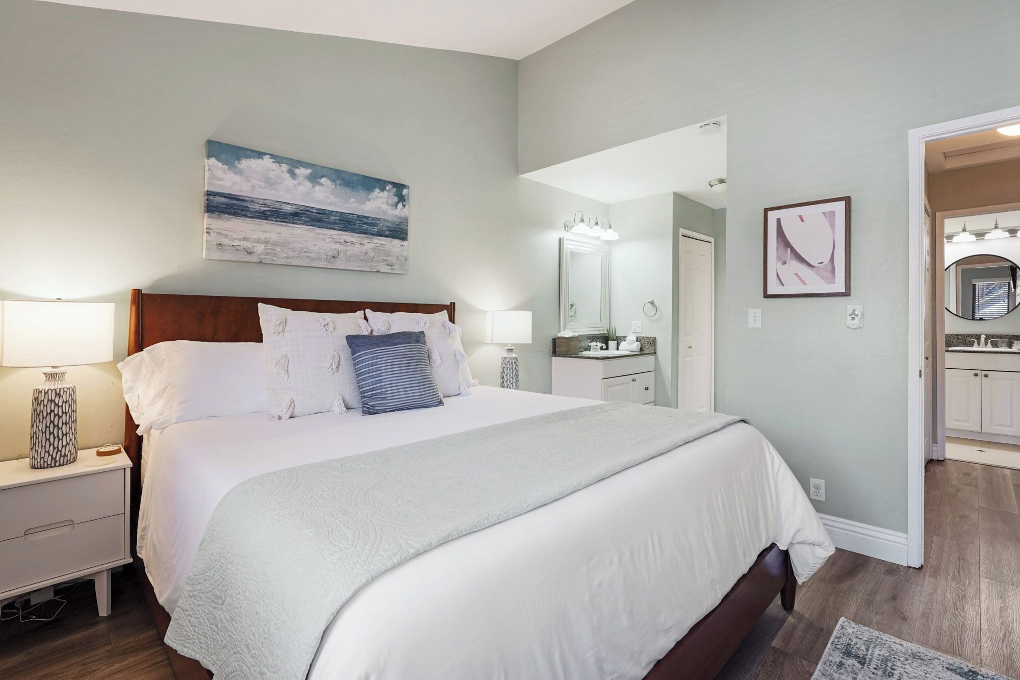 Fer et planche à repasser, Wi-Fi, draps fournis