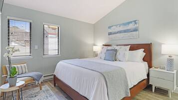 2 habitaciones, tabla de planchar con plancha, cuna de viaje y wifi