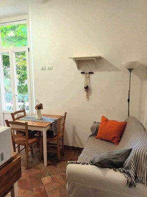 TV - The Florence Nest (Firenze)