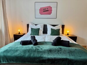3 bedrooms, iron/ironing board, free WiFi, bed sheets - Modern apartment near Europa-Park & Strasbourg (Friesenheim)
