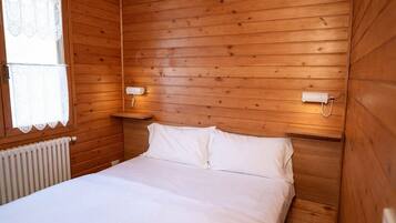 Chalet | Free WiFi, bed sheets