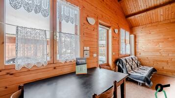 Chalet | Living area | 35-inch TV with satellite channels
