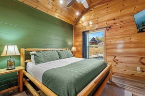 3 chambres, fer et planche à repasser, lit parapluie, Wi-Fi gratuit