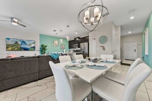 Dining - Epic Level-Up Villa - Walk to Oasis Club - Mario Room  Mural Pool (Davenport)