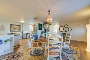 Dining - 2 Mi to Old Town: Pet-Friendly Home Base in Arvada (Arvada)
