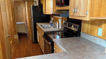 Micro-ondes, four, plaque de cuisson