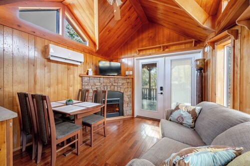 Rural Cabin Near Speedways, Beaches & Attractions