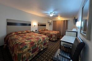 Bügeleisen/Bügelbrett, kostenloses WLAN, Bettwäsche