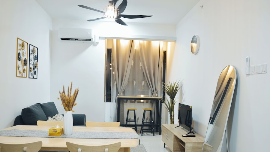 KLIA Airport Homestay 18 Horizon Suites