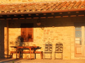 Terrace/patio - Casale in pietra nelle tranquille colline umbre nelle vicinanze di Orvieto. (Orvieto)