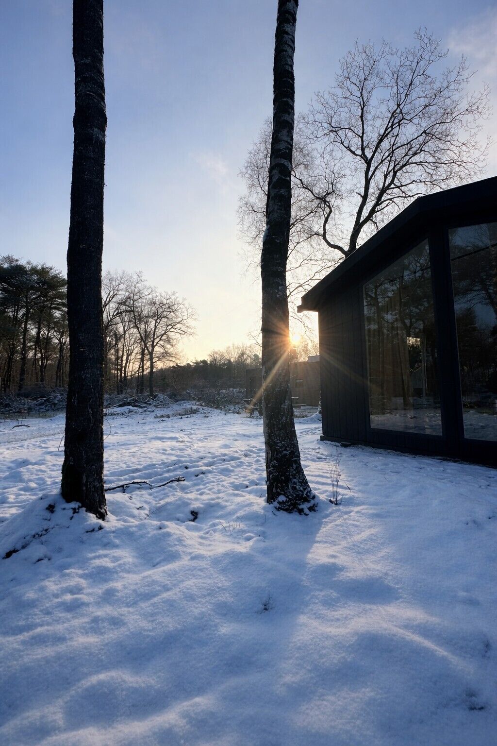 المنطقة المحيطة بالمنشأة