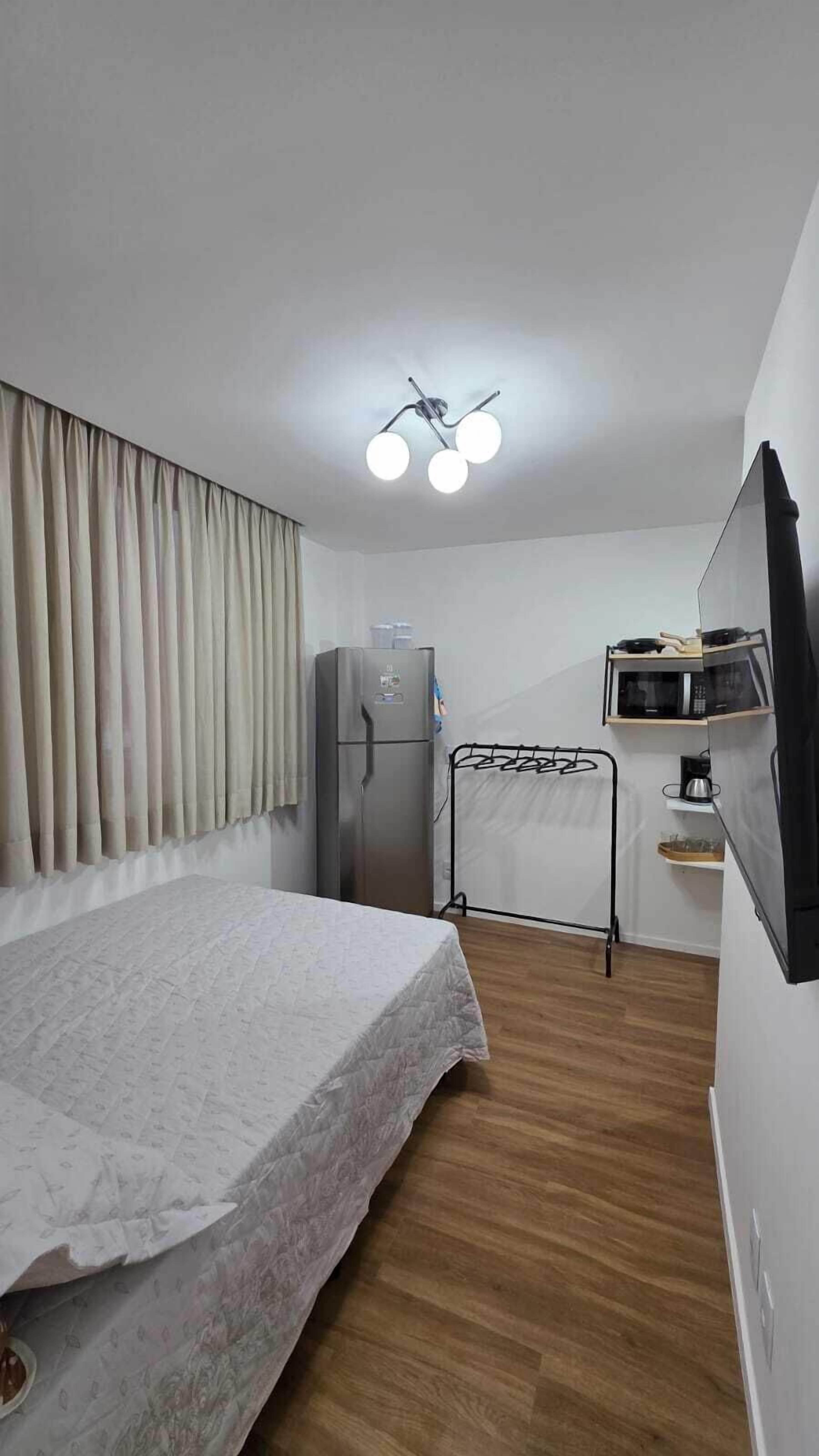 Basic Studio, 1 Double Bed, Kitchenette, City View | Free WiFi