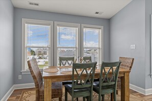 Dining - Barefoot A, Oceanview Duplex with 3 bedrooms and 3.5 Baths! (Atlantic Beach)