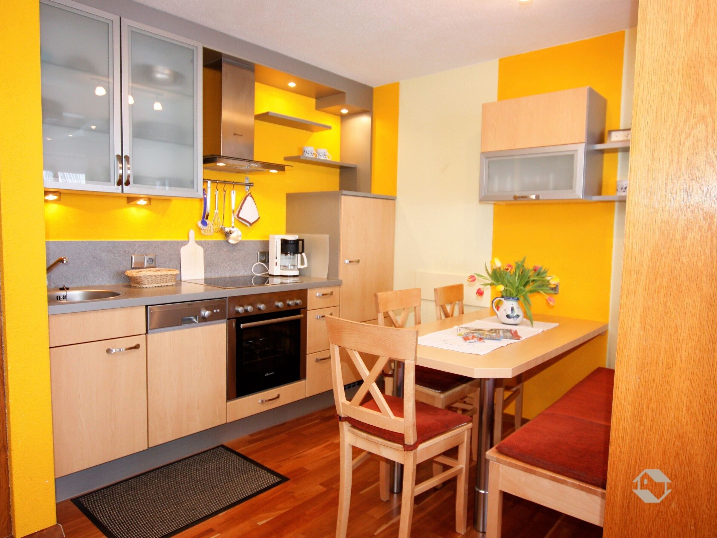 Kühlschrank, Ofen, Herdplatte, Geschirrspüler