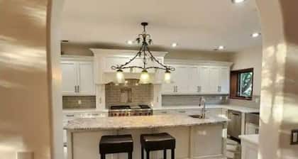 Entire accommodation: villa in West Orange, New Jersey, USA