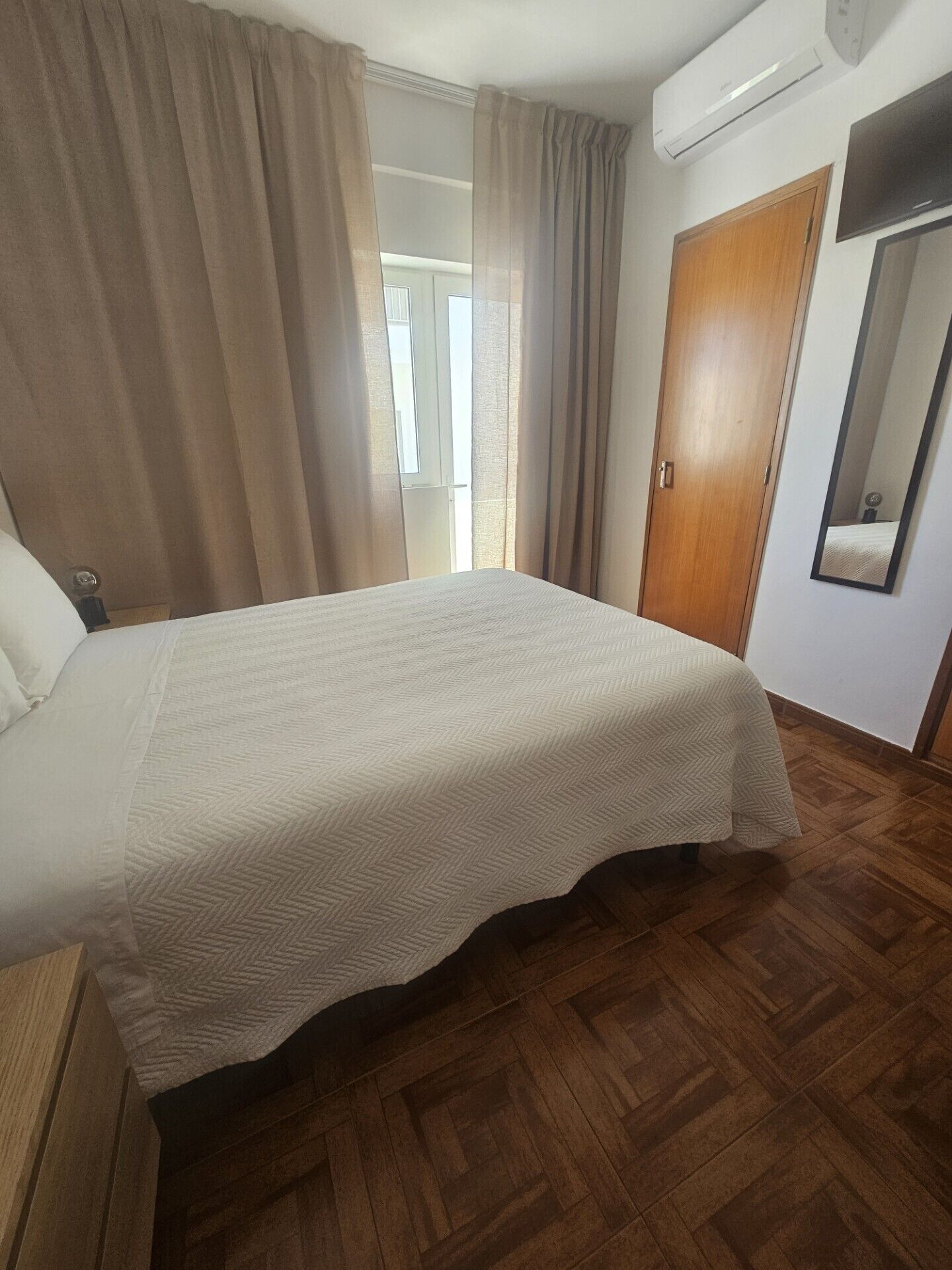 Classic Double Room, Balcony, Partial Sea View | Desk, free WiFi
