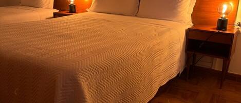 Chambre Triple Classique, vue cour intérieure