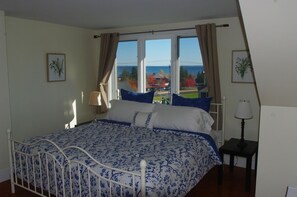 Ferros/tábuas de passar roupa, Wi-Fi de cortesia, roupa de cama