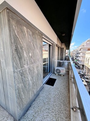 Property grounds - Relax-Patras Apartment. Right in the city center. Live Patras like a true local! (Patrasso)