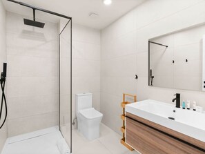 Bathroom - C343 - Discover this charming 1-bedroom apartment (Cole Bay)