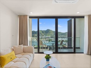 Living area - D446 - Very beautiful apartment with balcony (Cole Bay)