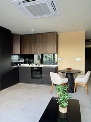 Réfrigérateur, surface de cuisson