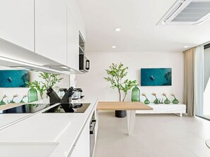 Fridge, stovetop - D444 - Nice apartment with balcony and lagoon view (Cole Bay)