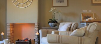 Shabby-Chic style 3-bedroom house in Oundle for a relaxing getaway