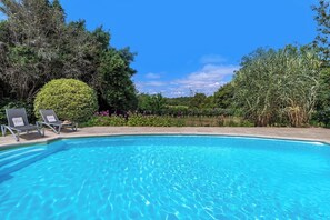 A heated pool - La Maison Fleurie - Two Bedroom Villa, Sleeps 4 (Frayssinet-le-Gélat)