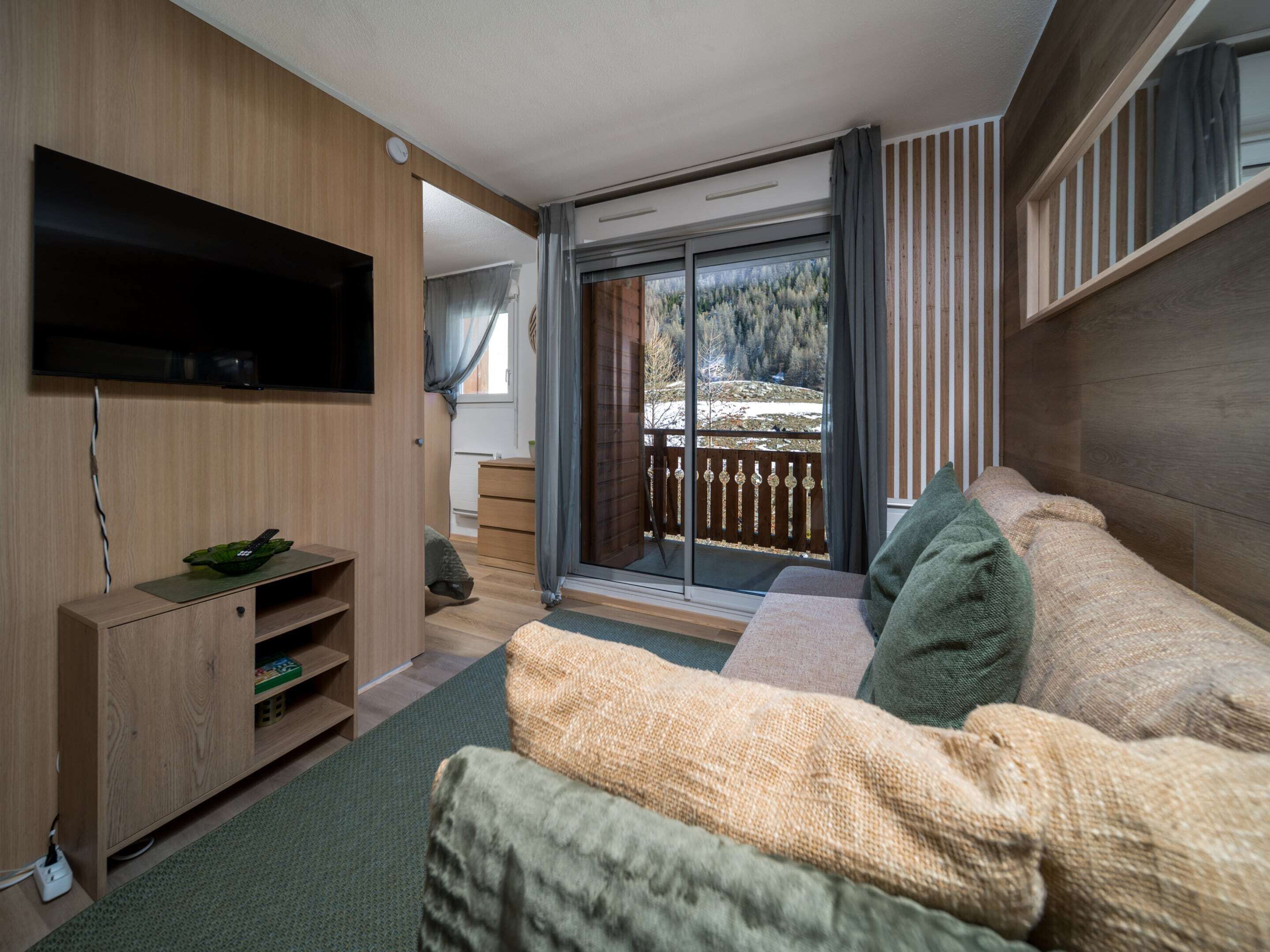 Apartment | Living area