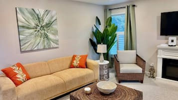 Televisie en een open haard