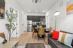 Interior - 2Beds|2 Baths| Bishop Arts |Near Zoo & Museum|Gym (Dallas)